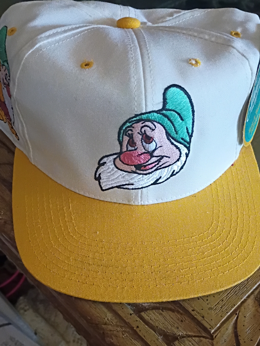 Disney Snow White Bashful Vintage Old Stock NWT Baseball Type Cap